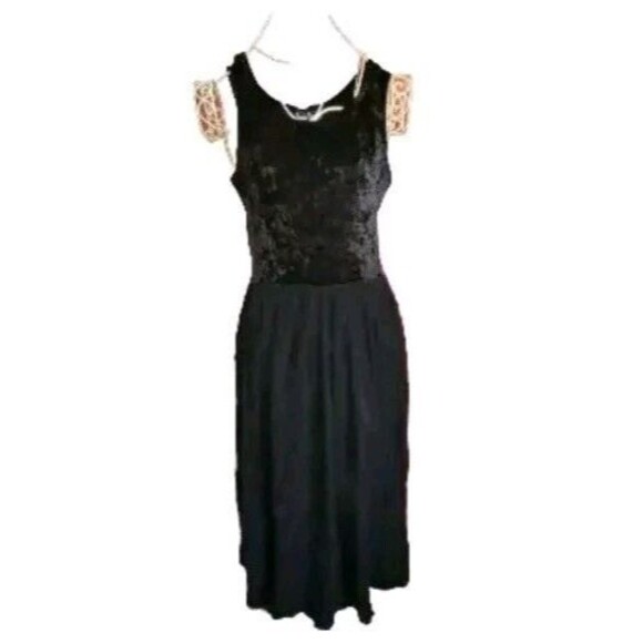 VTG 90s Dress Sz 6 Black Velvety & Rayon Whimsigoth Goth Witchy Y2K - Picture 1 of 6